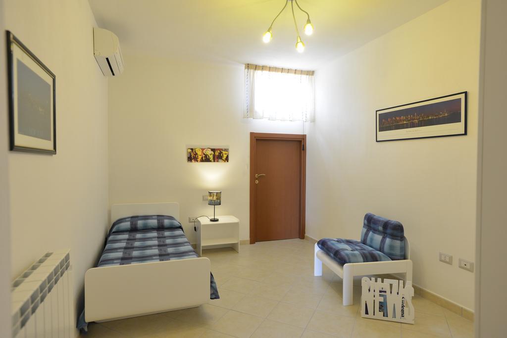 Nit i Dia Guest House Alghero Zimmer foto